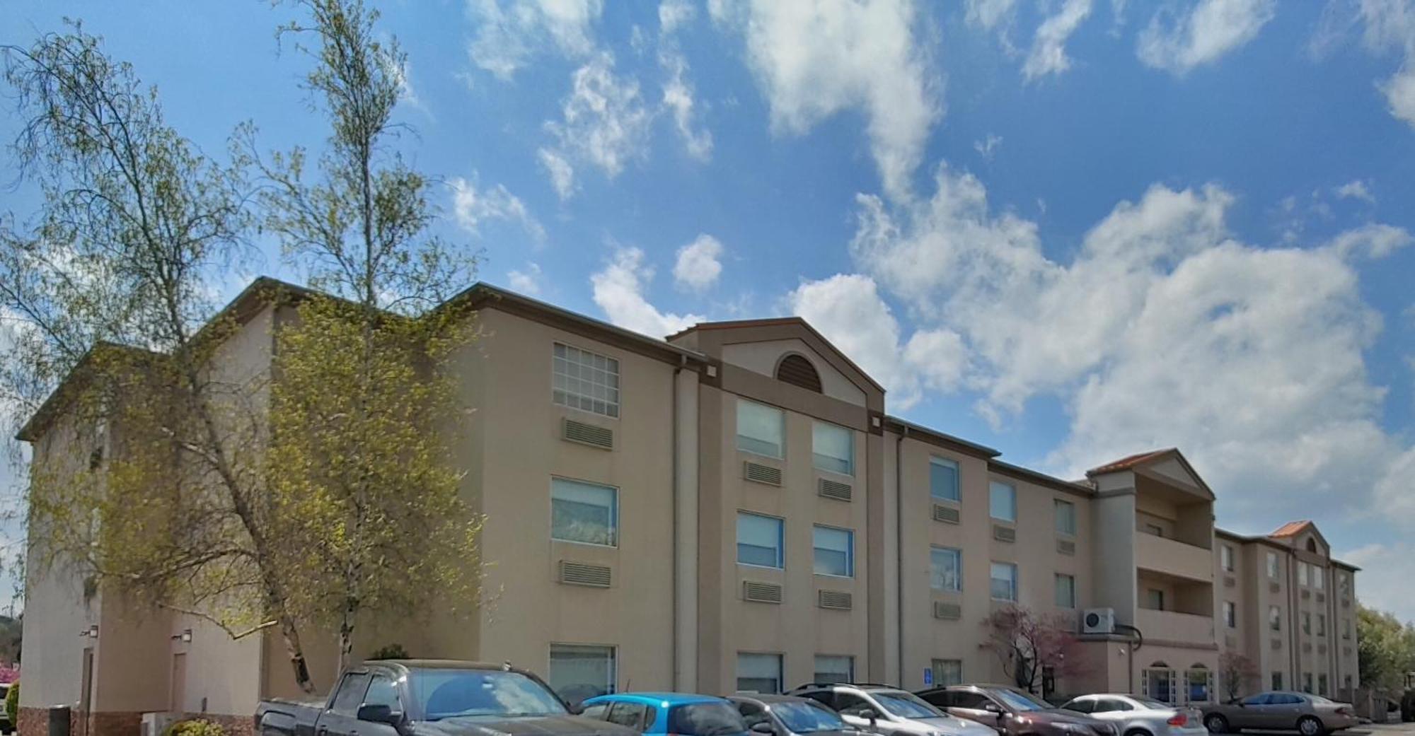 Holiday Inn Express Murrysville - Delmont By Ihg Exterior photo